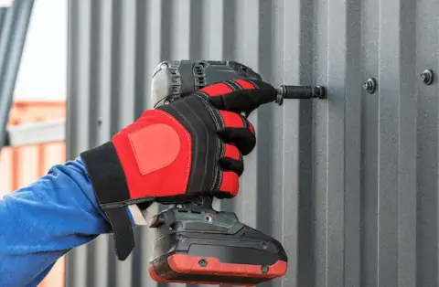 Travaux de zinguerie - Enchastrayes